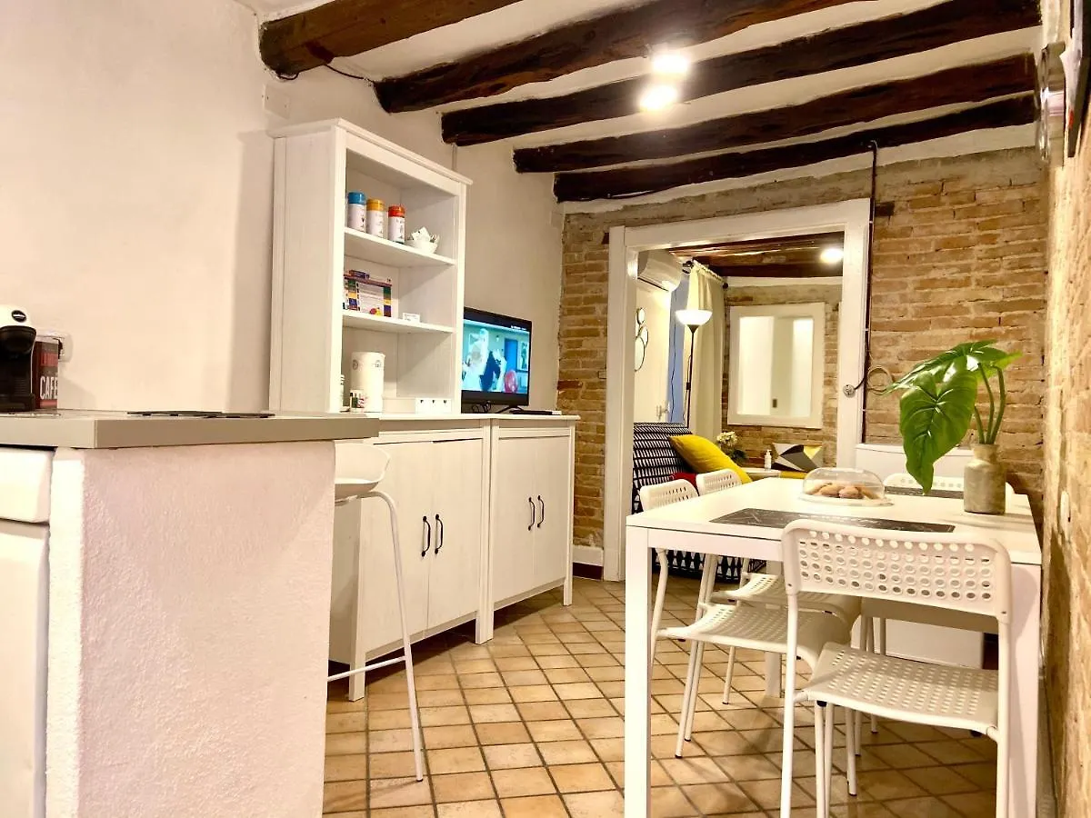 La Casetta In Castello Cagliari Centro Lägenhet